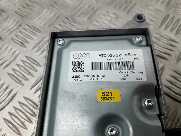 Audi A4 S4 B8 8K (2007 - 2011) 8T0035223AB Усилитель звука — фото 3