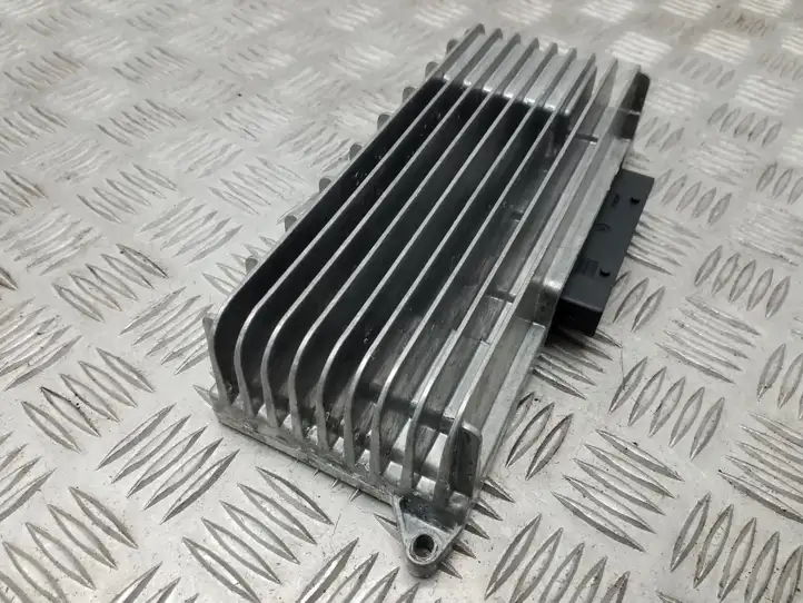 Audi A4 S4 B8 8K (2007 - 2011) 8T0035223AB Усилитель звука — фото 4