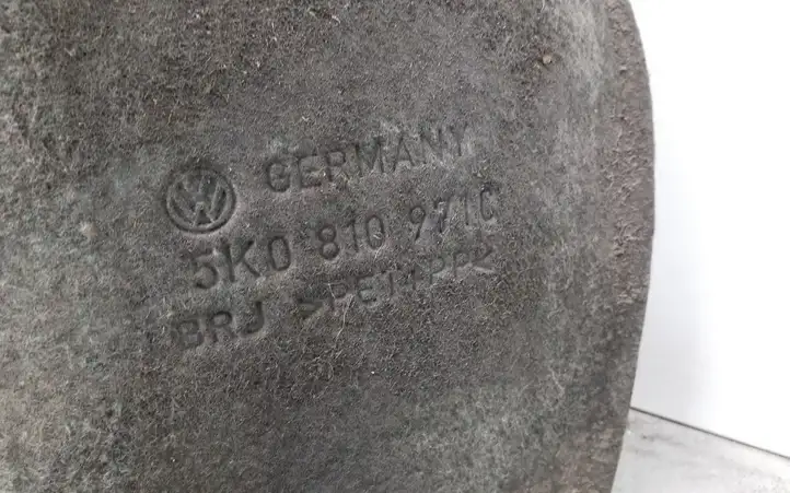 Volkswagen Golf VI (2009 - 2013) 5K0810971C Задний подкрылок — фото 5