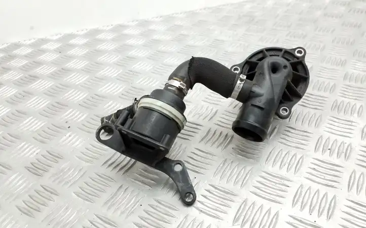 Audi A5 8T 8F (2007 - 2011) 059121004J Электроциркуляционный насос — фото 1