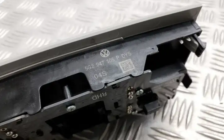 Volkswagen Golf VII (2013 - 2019) 5G2947105P Передняя подсветка — фото 3