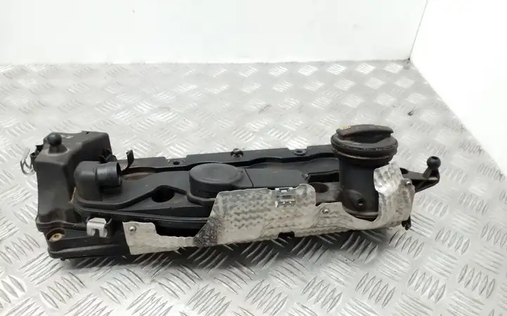 Volkswagen Tiguan (2007 - 2011) 03L103469 Крышка головки блока цилиндров — фото 3