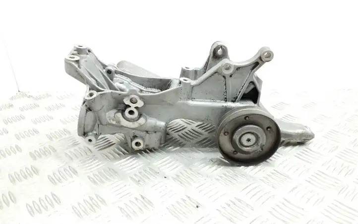 Audi A4 S4 B8 8K (2007 - 2011) 06H903143E Кронштейн масляного фильтра — фото 4
