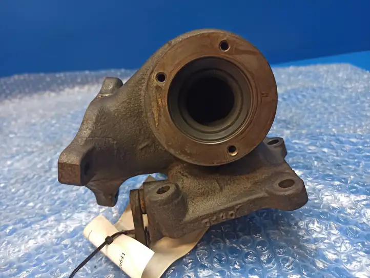 Mercedes-Benz E W212 (2009 - 2016) 54391016366 Патрубок турбины — фото 5