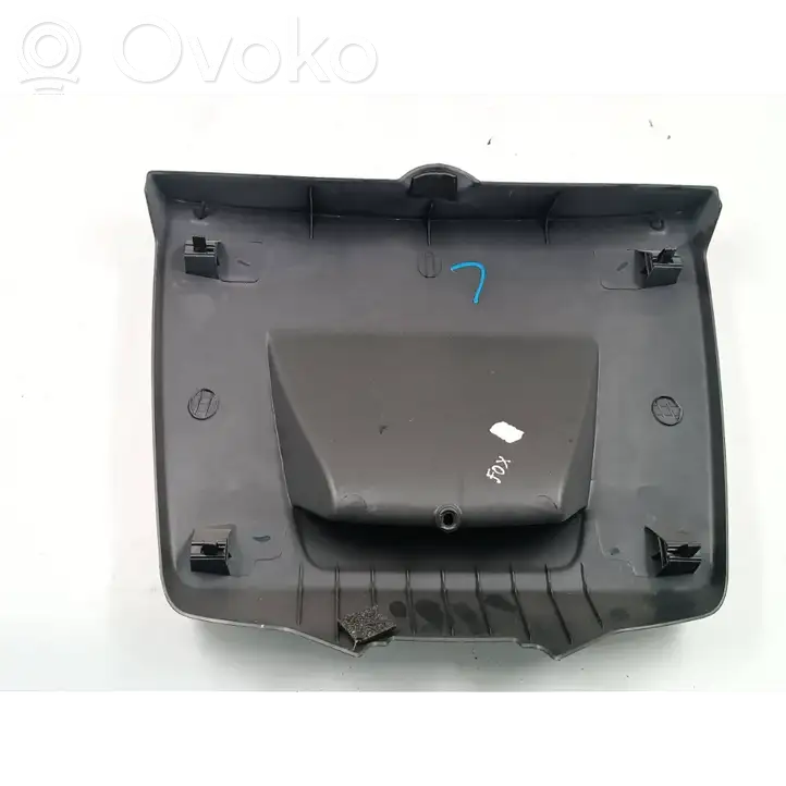 Volkswagen Fox (2009 - 2011) 5Z0867608 Прочая отделка багажника — фото 2