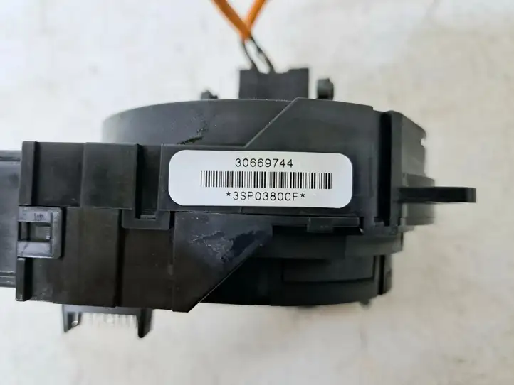 Volvo V70 (2004 - 2007) 30669744 Контактное кольцо SRS — фото 4