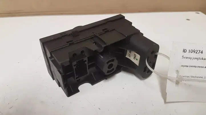 Toyota Corolla Verso AR10 (2004 - 2009) 9185884 Включатель фонарей — фото 4