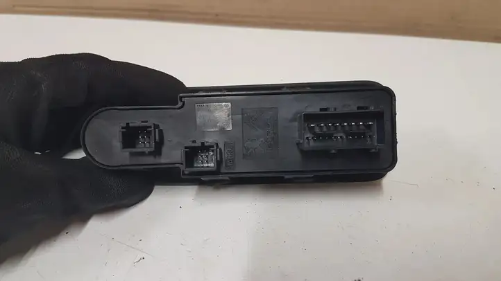 Citroen C5 (2008 - 2017) 96644917XT Кнопка стеклоподъемников — фото 7