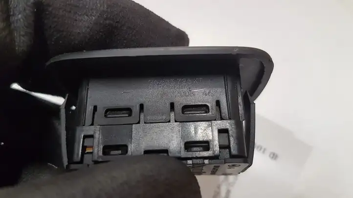 Citroen C5 (2008 - 2017) 96623726XT Кнопка стеклоподъемников — фото 4