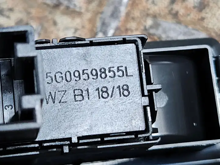 Volkswagen Tiguan Allspace (2017 - ) 5G0959855L Блок кнопок стеклоподъемников — фото 5