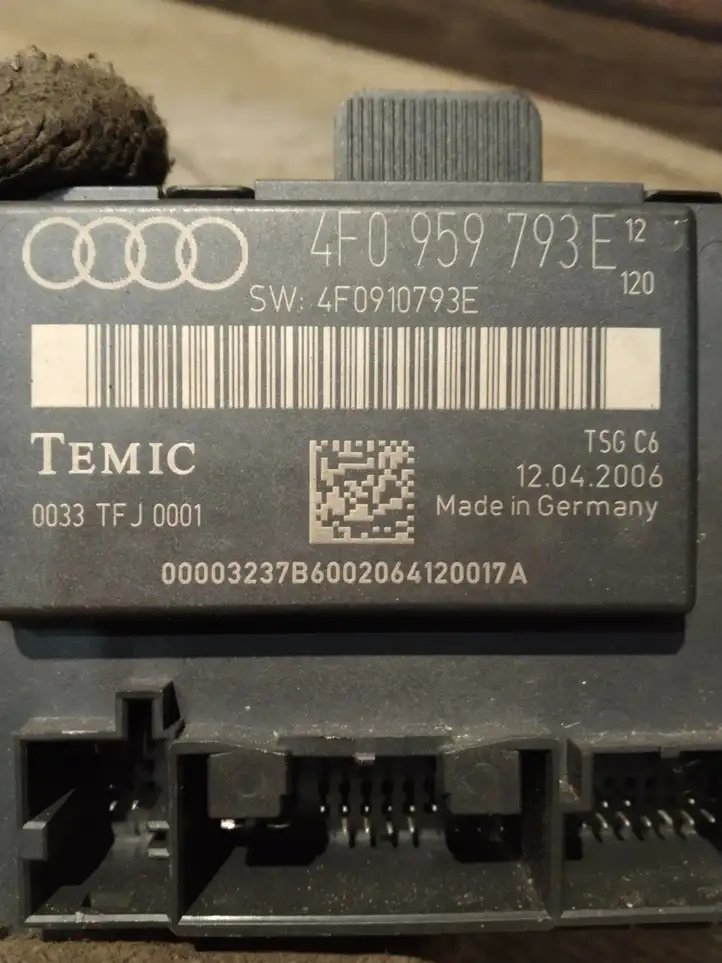 Audi A6 S6 C6 4F (2004 - 2008) 4F0959793E Блок управления дверью — фото 4