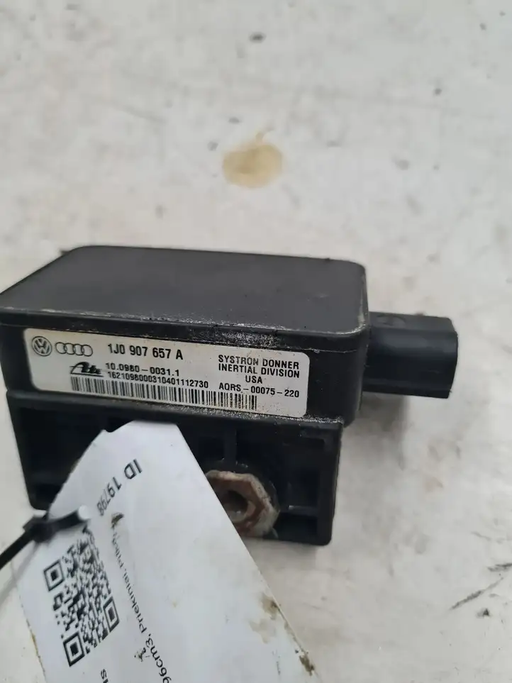 Volkswagen Sharan (2003 - 2010) 1J0907657A Датчик ESP — фото 2