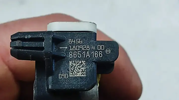 Mitsubishi Outlander (2018 - 2021) 8651A166 Датчик удара SRS — фото 6