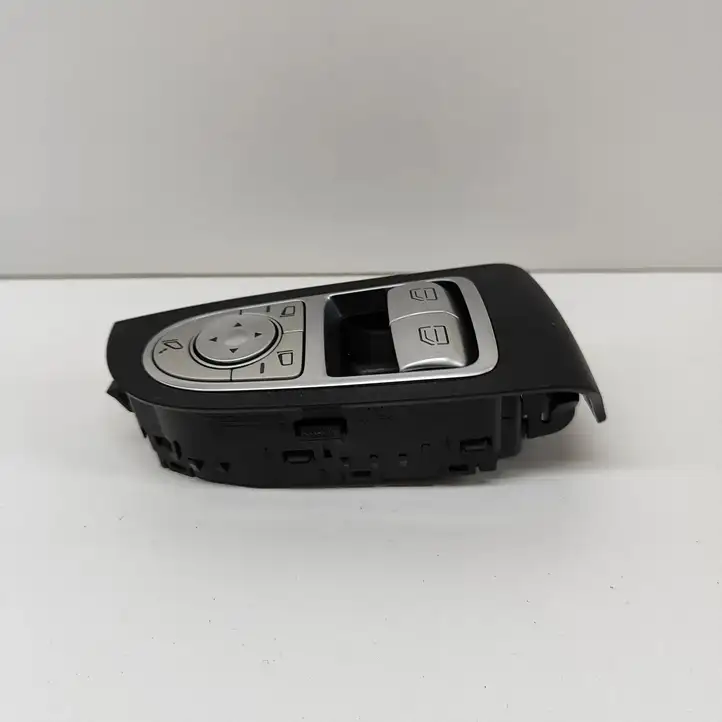 Mercedes-Benz C W205 (2014 - 2021) A2059050302 Блок кнопок стеклоподъемников — фото 5