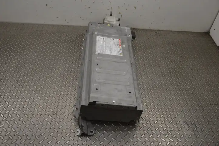 Toyota Prius (XW30) (2009 - 2015) G928076010 Аккумулятор гибридного / электрического автомобиля — фото 3