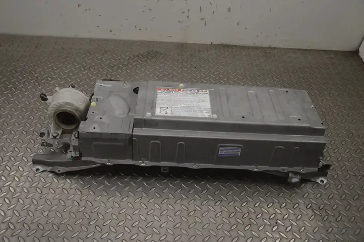 Toyota Prius (XW30) (2009 - 2015) G928076010 Аккумулятор гибридного / электрического автомобиля — фото 4