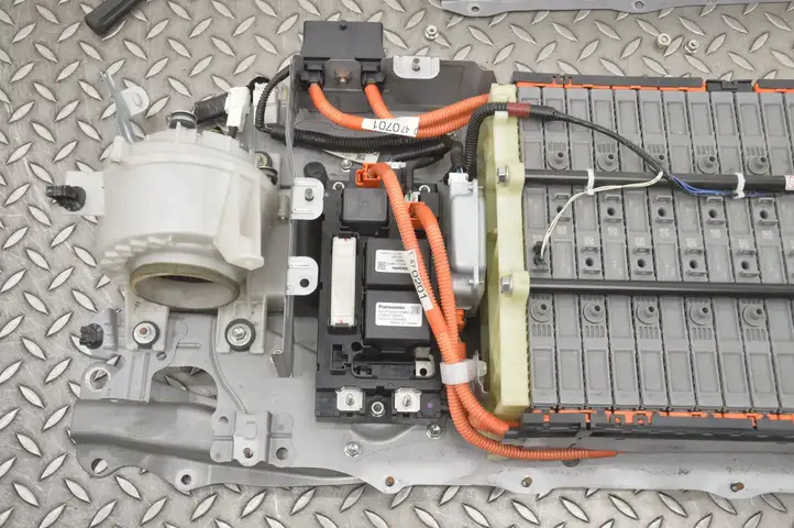 Toyota Prius (XW30) (2009 - 2015) G928076010 Аккумулятор гибридного / электрического автомобиля — фото 9