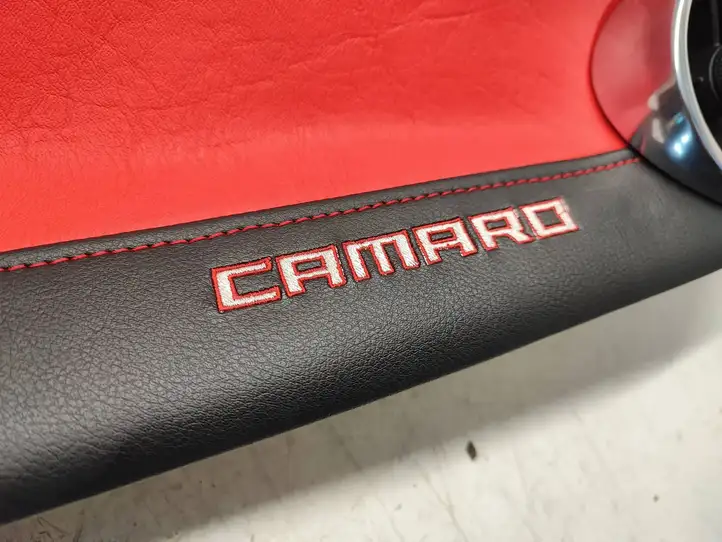Chevrolet Camaro (2018 - ) C5061240078 Боковая отделка панели приборов — фото 3