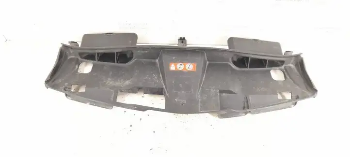 Mercedes-Benz E W212 (2009 - 2016)   Деталь (детали) канала забора воздуха