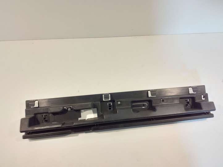 BMW 2 F45 (2014 - 2021)  7301941 Обшивка порга