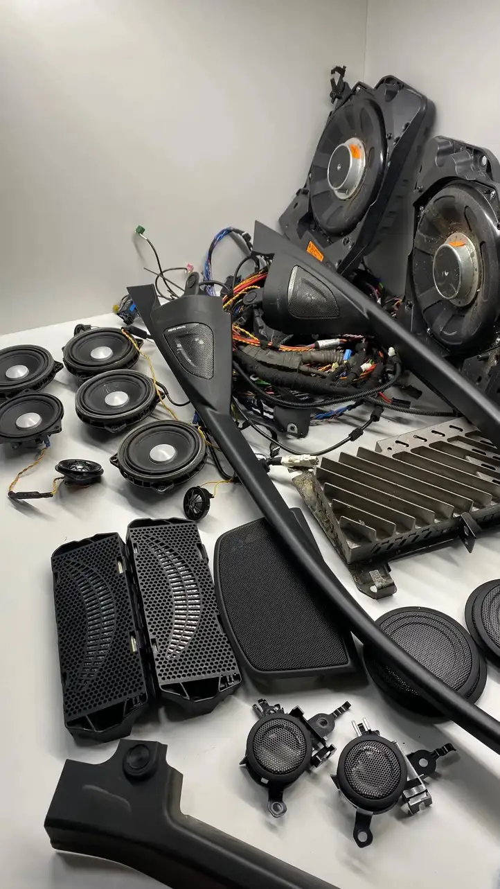 BMW 3 F30 F35 F31 (2012 - 2018) 310500 Комплект аудиосистемы — фото 1