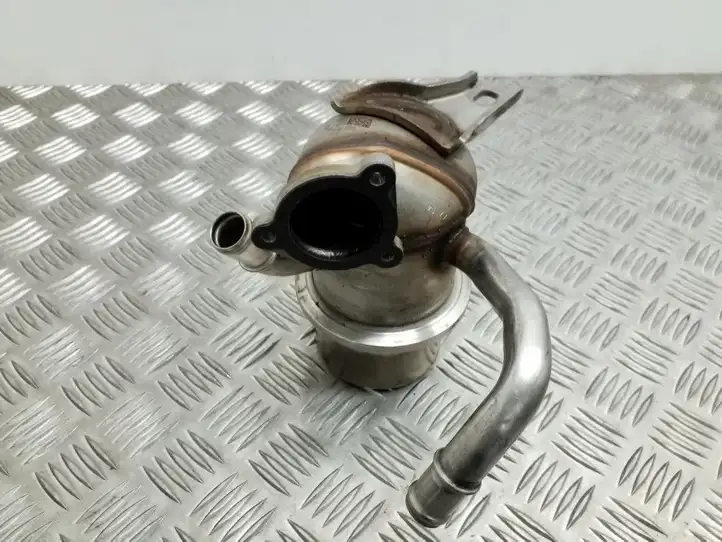 Seat Leon (5F) (2012 - 2019) 04L131512 Охладитель клапана EGR — фото 2