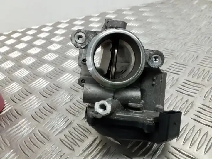 Seat Leon (5F) (2012 - 2019) 04L128063P Дроссельная заслонка — фото 3