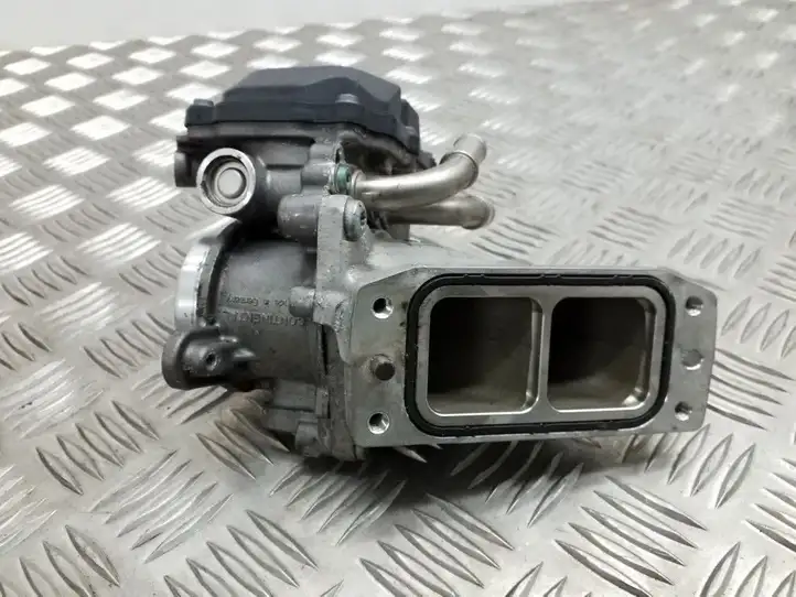 Seat Leon (5F) (2012 - 2019) 04L128063P Дроссельная заслонка — фото 4