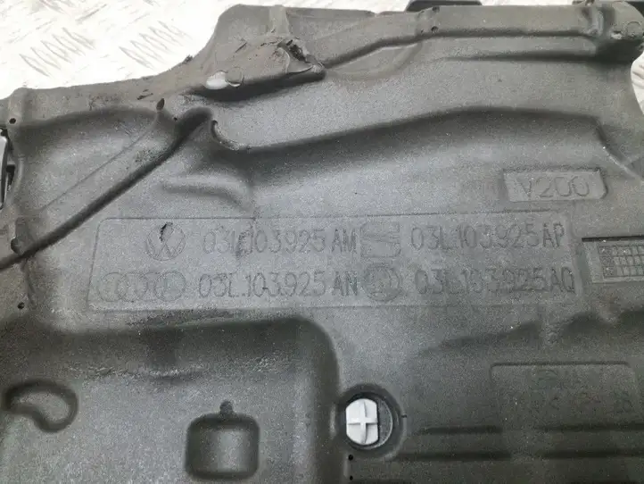 Volkswagen Tiguan (2011 - 2016) 03L103925AM Крышка двигателя декоративная — фото 6