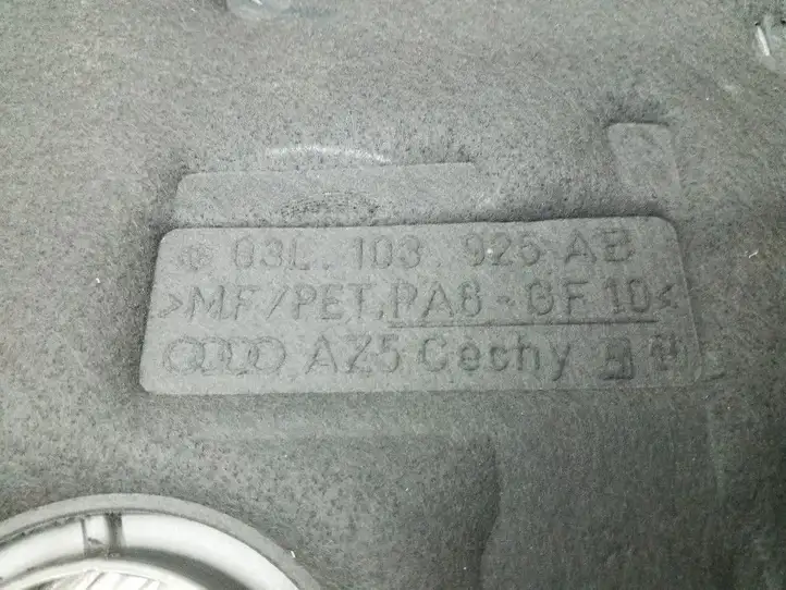 Audi A4 S4 B8 8K (2007 - 2011) 03L103925AB Крышка двигателя декоративная — фото 6