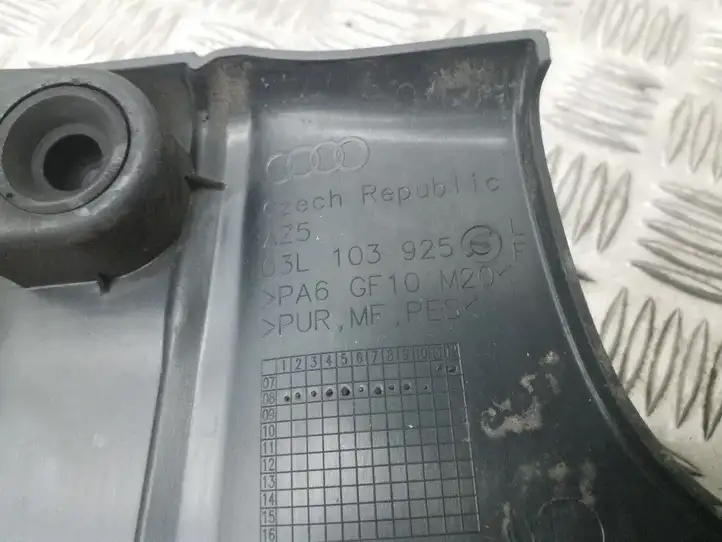 Audi A4 S4 B8 8K (2007 - 2011) 03L103925L Крышка двигателя декоративная — фото 3