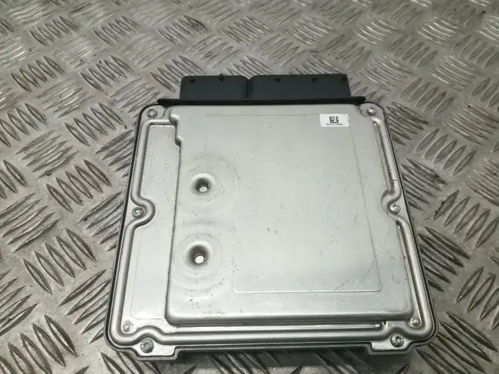 Seat Leon (5F) (2012 - 2019) 04L907309B Блок управления двигателем (ECU) — фото 5