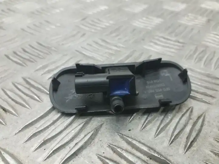 Seat Leon (5F) (2012 - 2019) 5F0955985A Форсунка омывателя лобового стекла — фото 3