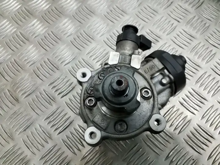 Audi A6 C7 (2011 - 2014) 04L130755D Топливный насос — фото 6