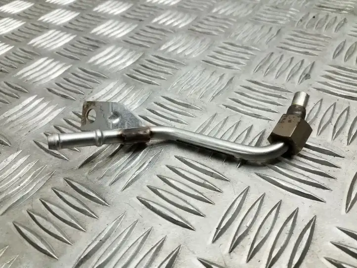 Seat Leon (5F) (2012 - 2019) 04L131582B Трубка подачи топлива в форсунки — фото 2