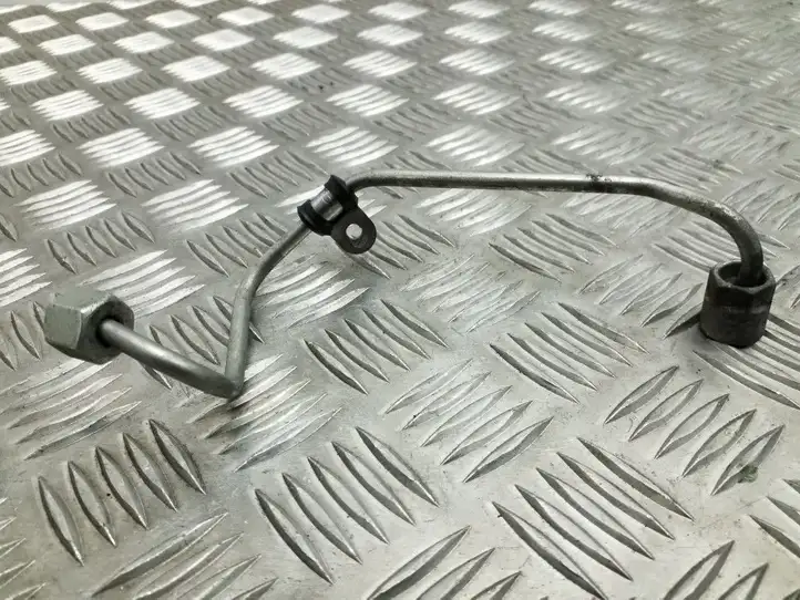 Seat Leon (5F) (2012 - 2019) Трубка подачи топлива в форсунки — фото 1