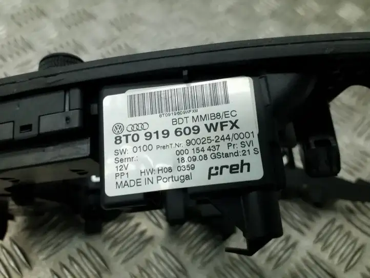 Audi A4 S4 B8 8K (2007 - 2011) 8T0919609WFX Контроллер мультимедийной системы — фото 4