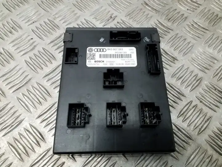 Audi A4 S4 B8 8K (2007 - 2011) 8K0907063 Модуль комфорта — фото 1