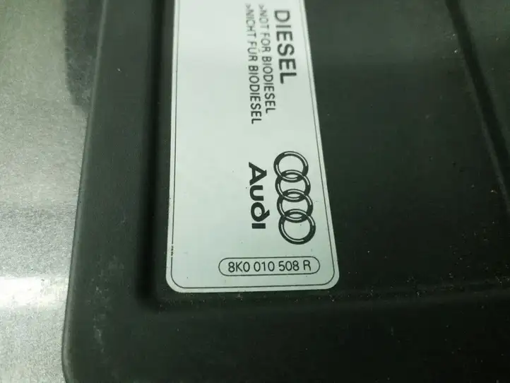 Audi A4 S4 B8 8K (2007 - 2011) 8K0809999A Крышка топливного бака — фото 4