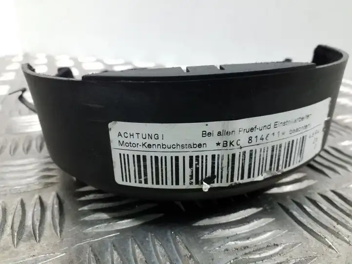 Audi A3/S3 8P (2004 - 2008) 045109107F Защита ремня ГРМ — фото 4