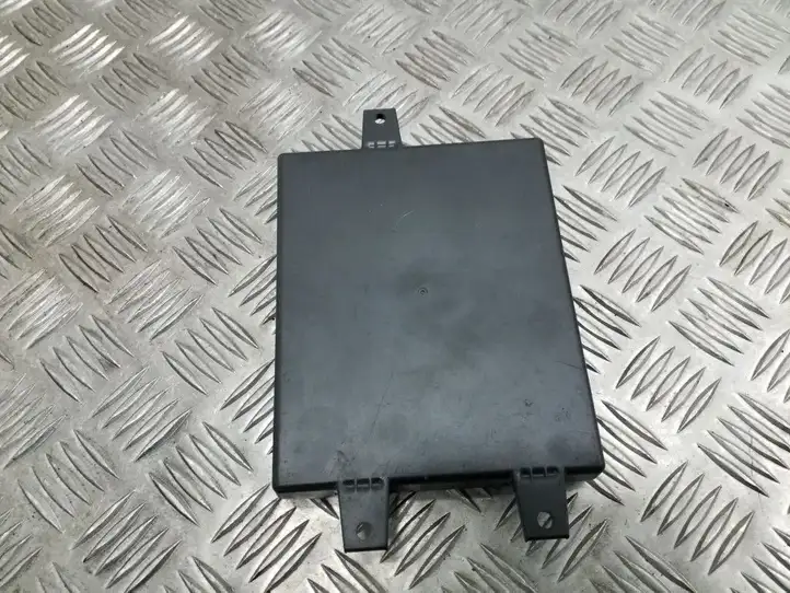 Volkswagen PASSAT B6 (2005 - 2010) 3C0035729F Блок GSM — фото 4
