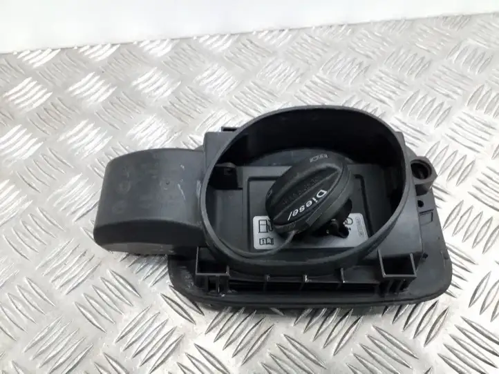Audi A4 S4 B8 8K (2007 - 2011) 8K0010508R Крышка топливного бака — фото 2
