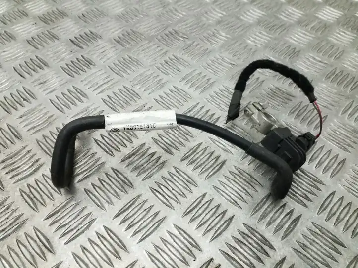 Seat Leon (1P) (2005 - 2012) 1K0915181C Минусовой провод аккумулятора — фото 1