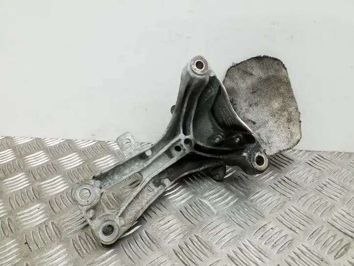 Audi A4 S4 B8 8K (2007 - 2011) 8K0199308BH Кронштейн двигателя — фото 3