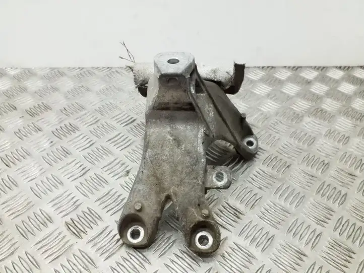 Audi A4 S4 B8 8K (2007 - 2011) 8K0199308BE Кронштейн двигателя — фото 2