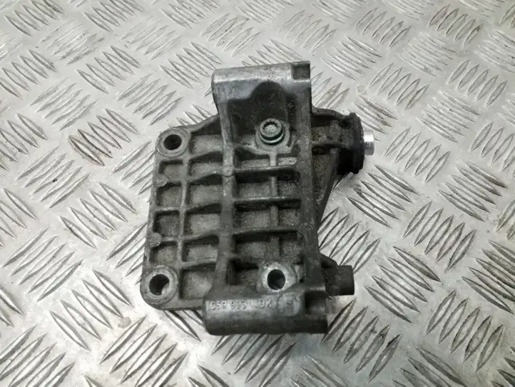 Audi A6 S6 C6 4F (2004 - 2008) 059903143K Кронштейн генератора — фото 1