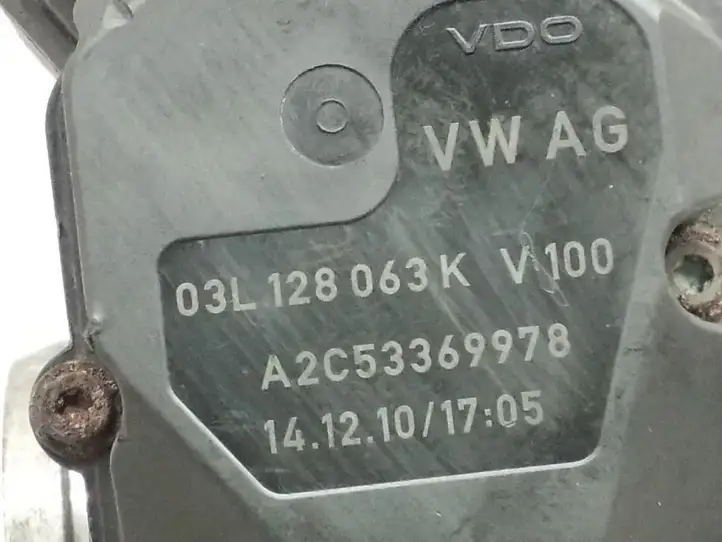 Volkswagen PASSAT B7 (2011 - 2014) 03L128063K Дроссельная заслонка — фото 3