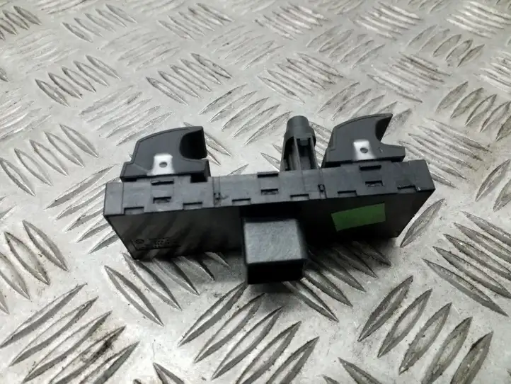 Volkswagen Golf Plus (2004 - 2008) 1K4959857B Блок кнопок стеклоподъемников — фото 6