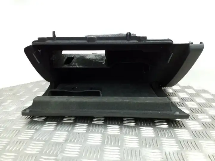 Audi A4 S4 B8 8K (2007 - 2011) 8K1857035A Бардачок в сборе — фото 5