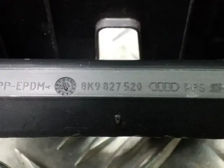 Audi A4 S4 B8 8K (2007 - 2011) 8K9827505A Замок крышки багажника — фото 4